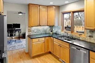 13940 90th Pl N, Maple Grove, MN 55369 - Photo 17