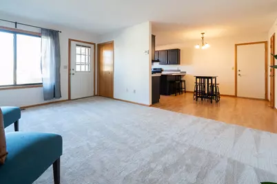 5425 Orleans Lane N #6, Plymouth, MN 55442 - Photo 3