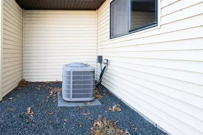 5425 Orleans Lane N #6, Plymouth, MN 55442 - Photo 33