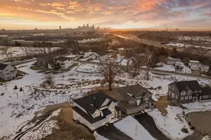 2388 Laurie Ct, Roseville, MN 55113 - Photo 103