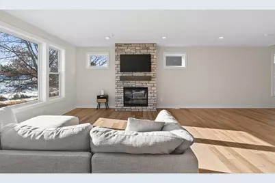 2388 Laurie Court, Roseville, MN 55113 - Photo 11