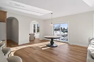 2388 Laurie Ct, Roseville, MN 55113 - Photo 13