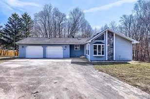 955 First St, Taylors Falls, MN 55084 - Photo 3