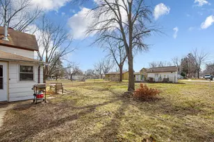 326 Jefferson St, Saint Peter, MN 56082 - Photo 21