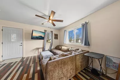 326 Jefferson Street, Saint Peter, MN 56082 - Photo 7