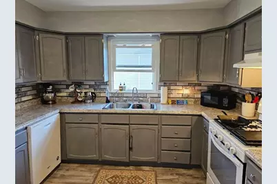 611 11th Street SW, Willmar, MN 56201 - Photo 3