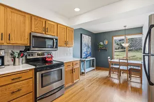 629 Maple Park Dr, Mendota Heights, MN 55118 - Photo 11