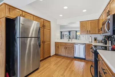 629 Maple Park Drive, Mendota Heights, MN 55118 - Photo 9