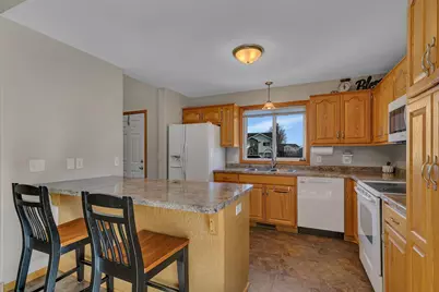 208 Iris Lane NE, Saint Joseph, MN 56374 - Photo 5