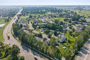 3737 Village Green Cir, Moorhead, MN 56560 - Photo 27