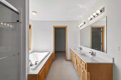 17792 Hickory Trail, Lakeville, MN 55044 - Photo 15