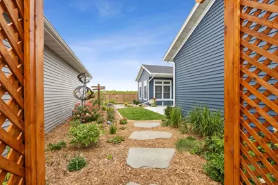 818 Rania Way W, West Fargo, ND 58078 - Photo 35