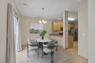 18308 Key W Ct, Lakeville, MN 55044 - Photo 9