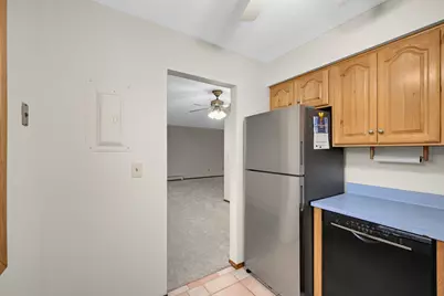 2710 Dale Street N #B-116, Roseville, MN 55113 - Photo 13