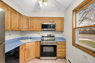 2710 Dale St N, Roseville, MN 55113 - Photo 11