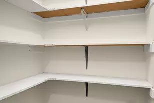 2710 Dale St N, Roseville, MN 55113 - Photo 3