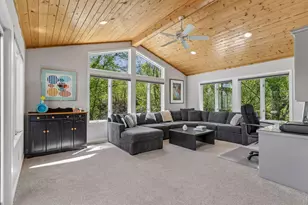 2521 Abbey Hill Dr, Minnetonka, MN 55305 - Photo 15