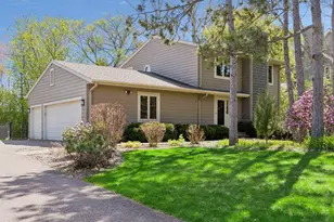 2521 Abbey Hill Dr, Minnetonka, MN 55305 - Photo 47