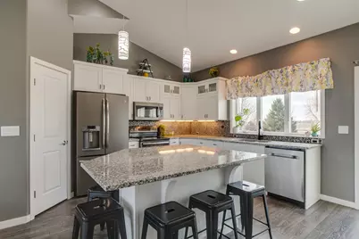 657 Westminster Drive, Moorhead, MN 56560 - Photo 15