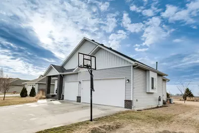 657 Westminster Drive, Moorhead, MN 56560 - Photo 3
