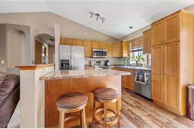 885 Lee Street NE, Owatonna, MN 55060 - Photo 11