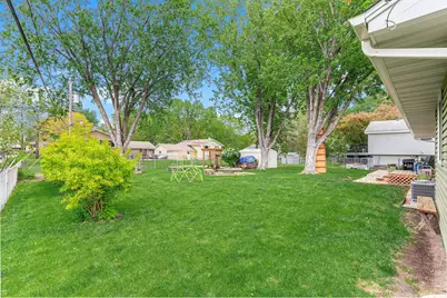 9324 30th Avenue N, New Hope, MN 55427 - Photo 31