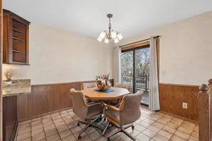 14618 Hampshire Pl, Burnsville, MN 55306 - Photo 11