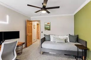 18721 Clear View Ct, Minnetonka, MN 55345 - Photo 27