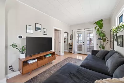 898 Juno Avenue, Saint Paul, MN 55102 - Photo 5