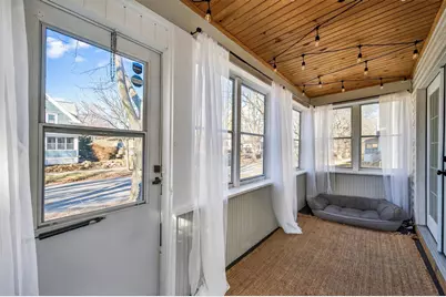 898 Juno Avenue, Saint Paul, MN 55102 - Photo 3