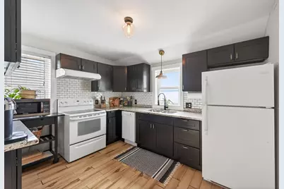 898 Juno Avenue, Saint Paul, MN 55102 - Photo 9