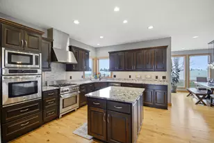 1618 27th St NW, Austin, MN 55912 - Photo 7