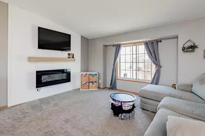 3102 32nd Street S, Moorhead, MN 56560 - Photo 3