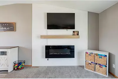 3102 32nd Street S, Moorhead, MN 56560 - Photo 5