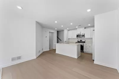 3084 Hemlock Street, Little Canada, MN 55117 - Photo 5