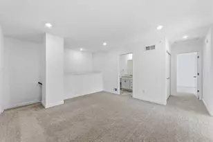 3084 Hemlock St, Little Canada, MN 55117 - Photo 11