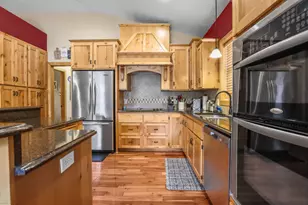 12755 Jamestown St NE, Blaine, MN 55449 - Photo 17