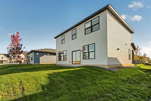 2610 Switchgrass Ct NW, Rochester, MN 55901 - Photo 3