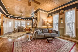 1833 Hawthorne Ave E, Saint Paul, MN 55119 - Photo 9