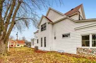 1833 Hawthorne Ave E, Saint Paul, MN 55119 - Photo 31