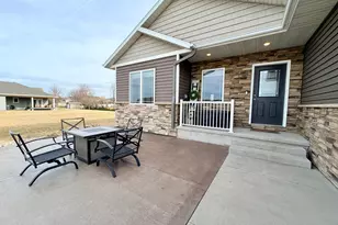 1781 Donavon Dr, Worthington, MN 56187 - Photo 33