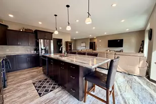 1781 Donavon Dr, Worthington, MN 56187 - Photo 5