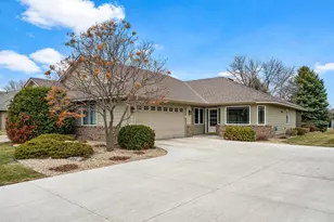 411 Independence Street NE, New Prague, MN 56071 - Photo 1