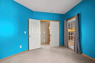 2122 Water Lilly Ln, Eagan, MN 55122 - Photo 21