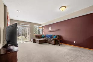 2122 Water Lilly Ln, Eagan, MN 55122 - Photo 5