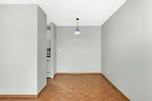 1912 Dupont Ave S, Minneapolis, MN 55403 - Photo 3