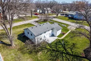 302 19th St SW, Rochester, MN 55902 - Photo 47