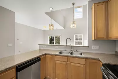 204 Manitoba Lane, Little Canada, MN 55117 - Photo 17