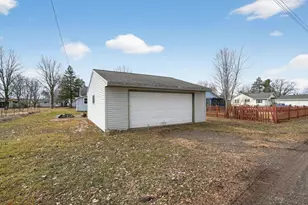 809 E Park Ave, Luck, WI 54853 - Photo 25