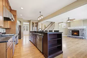 15706 Diamond Way, Apple Valley, MN 55124 - Photo 23
